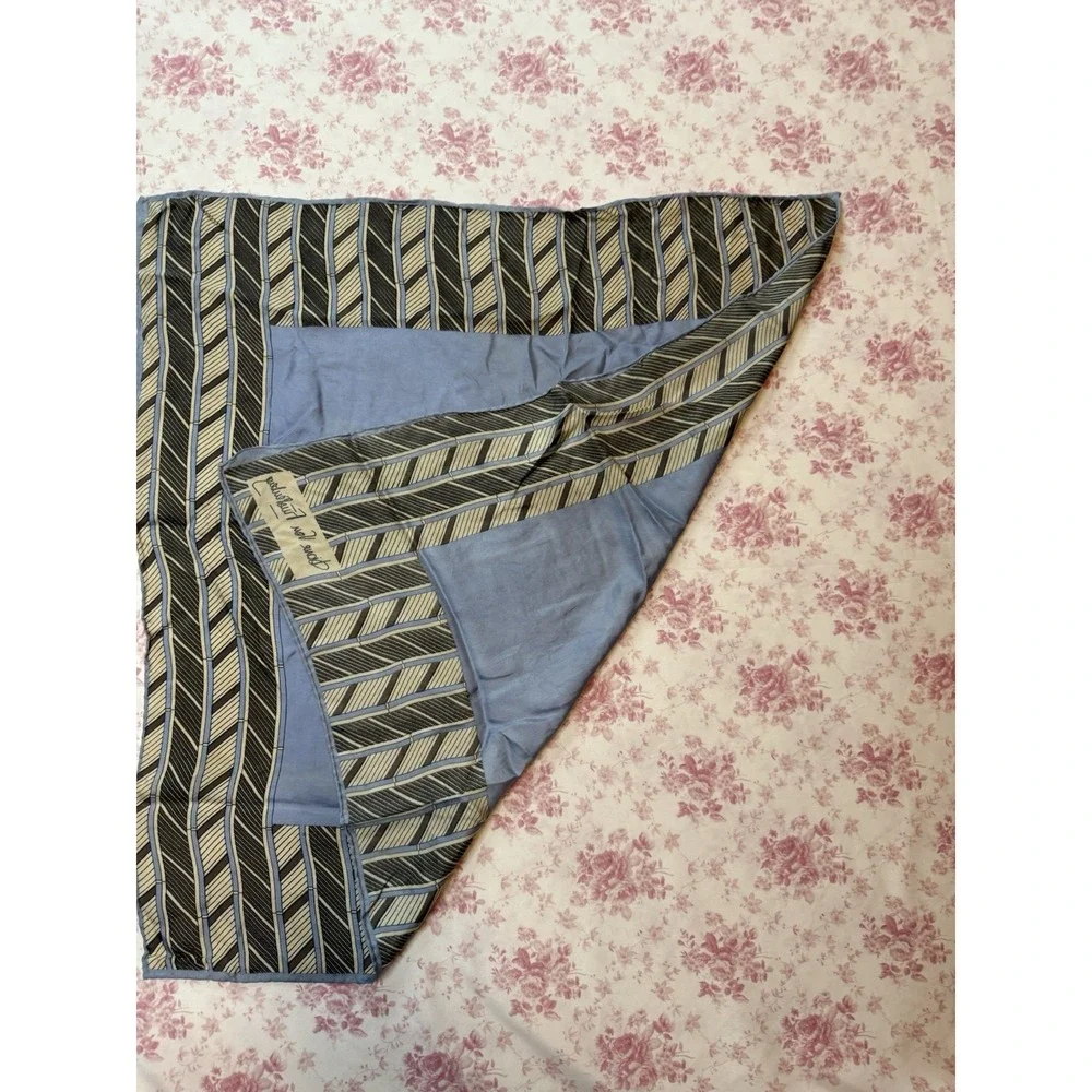 Diane Von Furstenberg DVF Silk Geometric Pocket Square Scarf Japan